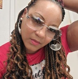 Meet your Posher, Sheisme